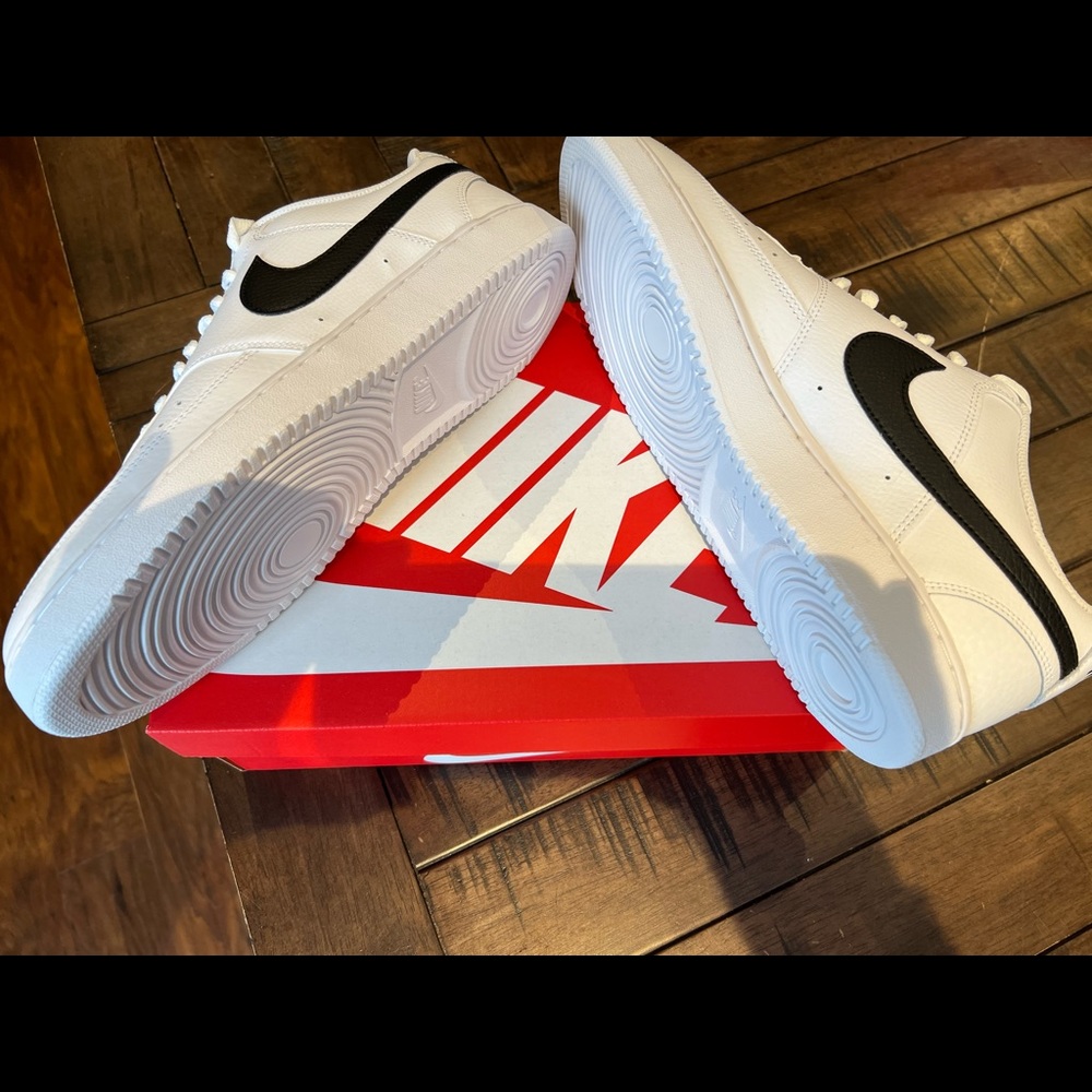 Mens Nike Court Vision Low